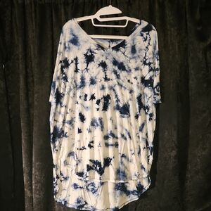 Time and Tru Navy Tie-Dye Tunic